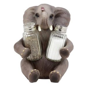 New in Box Pachy Spice Elephant Salt & Pepper Set